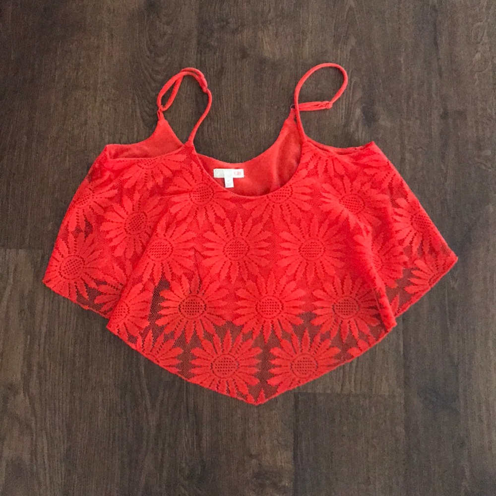 Red daisy crop top